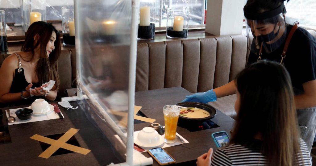 dining in covid-19 singapore