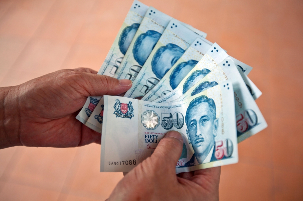 singapore cash